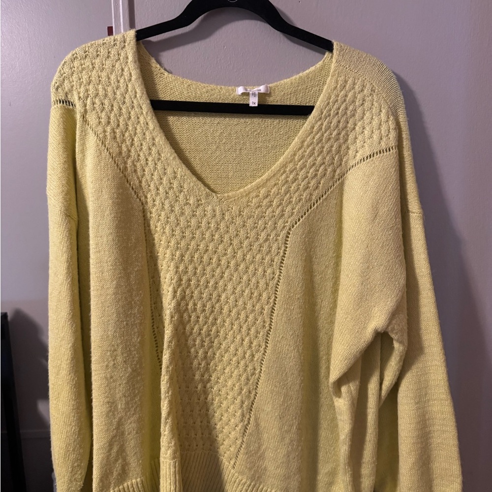 Maurices Pale Yellow V-Neck Sweater